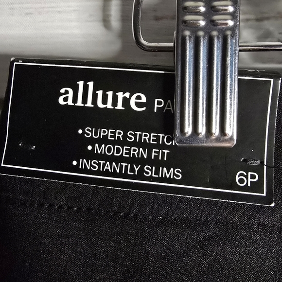 NWT Alfred Dunner Black Pull On Pants With Pockets Women Size 6 Petite - Picture 4 of 6